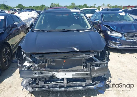 2019 Subaru Crosstrek 2.0I Premium z USA, uszkodzony, nr VIN JF2GTACC9K8242115